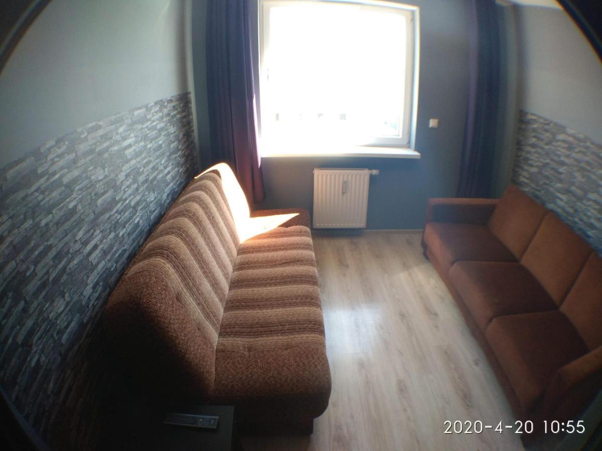 2060 Zwyciestwa 5G - Tanie Pokoje W Apartamencie - Samodzielne Zameldowanie - Self Check In Poznan Exterior photo