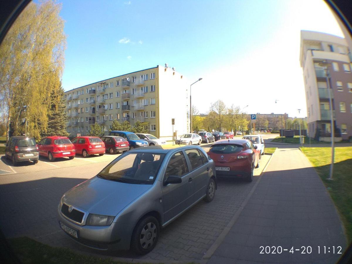 2060 Zwyciestwa 5G - Tanie Pokoje W Apartamencie - Samodzielne Zameldowanie - Self Check In Poznan Exterior photo