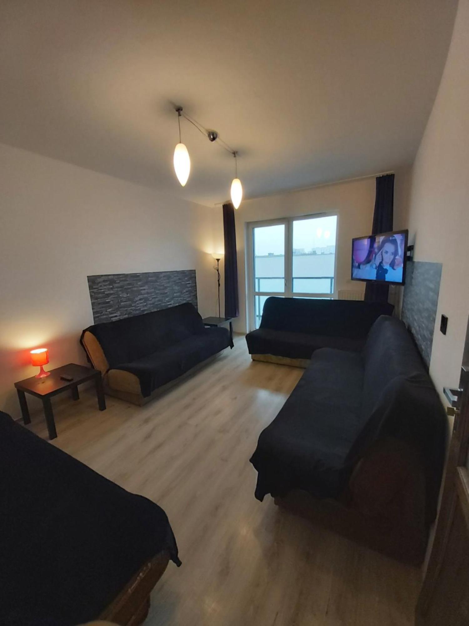 2060 Zwyciestwa 5G - Tanie Pokoje W Apartamencie - Samodzielne Zameldowanie - Self Check In Poznan Exterior photo